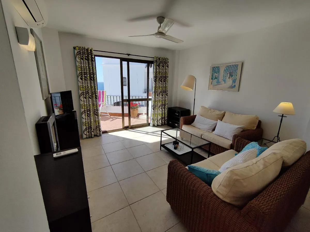 R1371 Capistrano Playa 417 Apartment Nerja