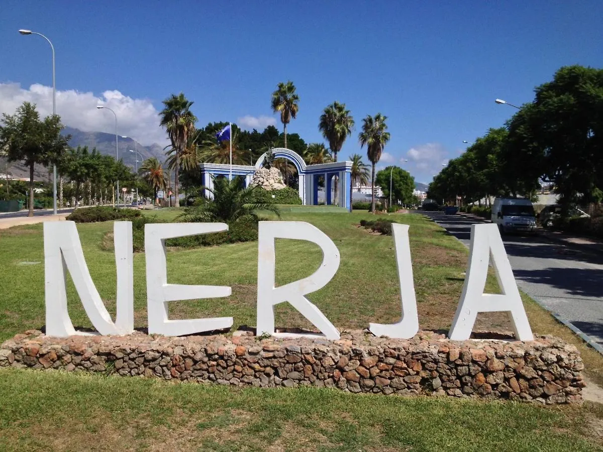 R1371 Capistrano Playa 417 Apartment Nerja